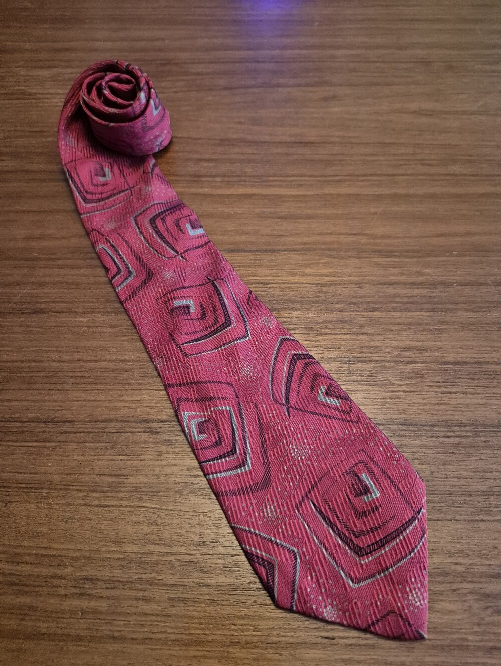 Vintage Mid Century Design Red Tie